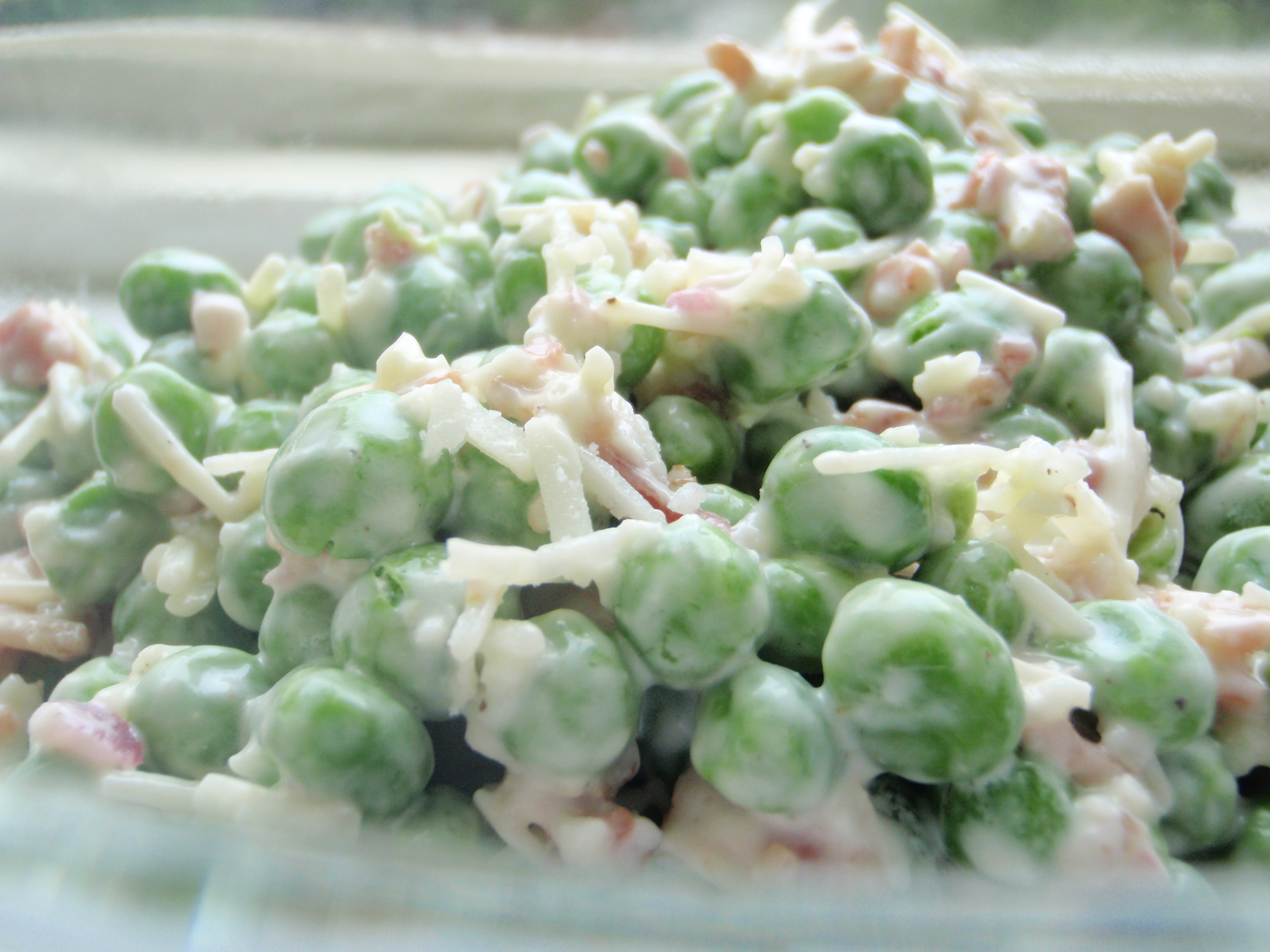 Green Pea Salad With Cheese Recipe