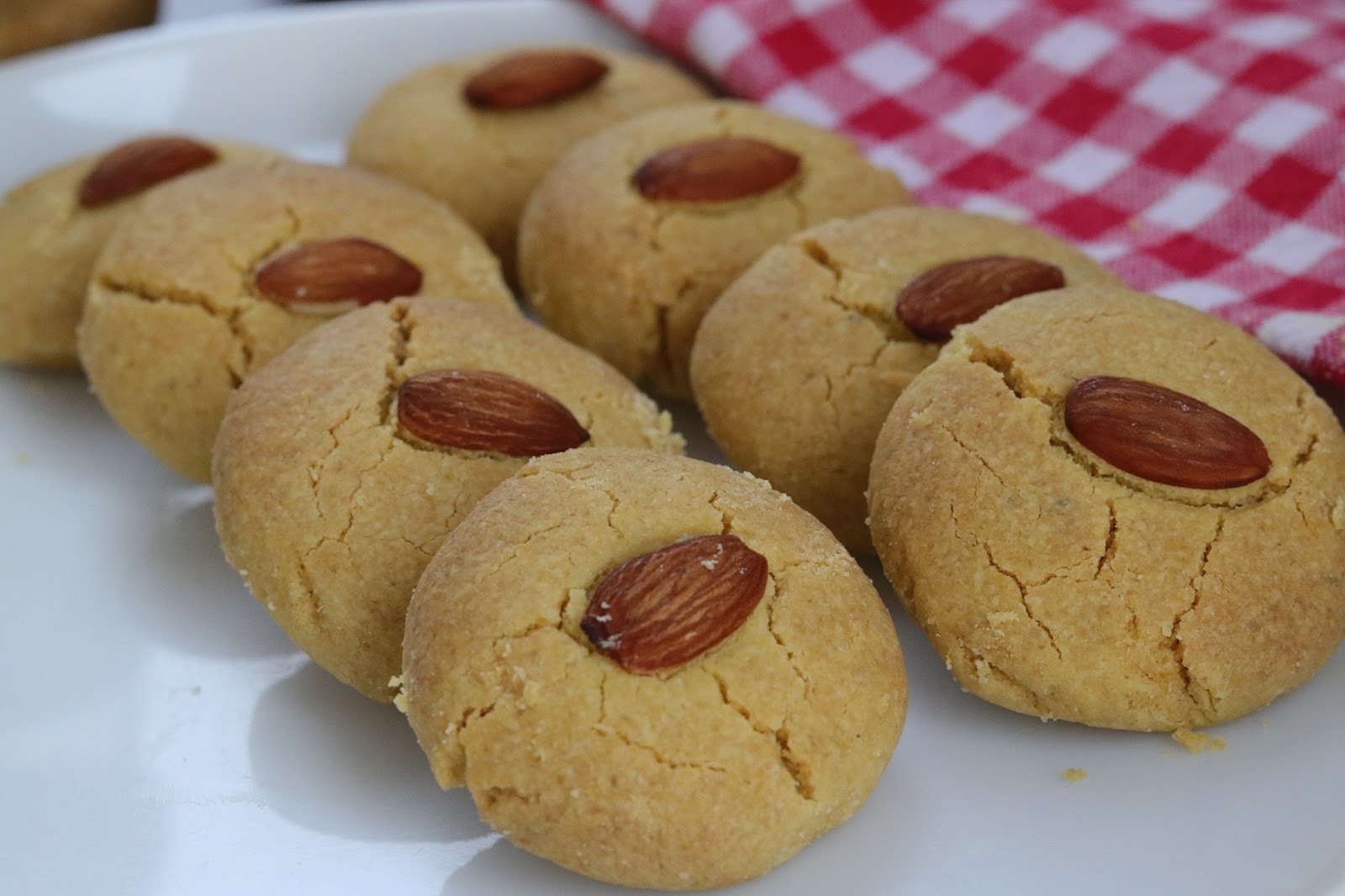 Besan Nankhatai Biscuits Recipe