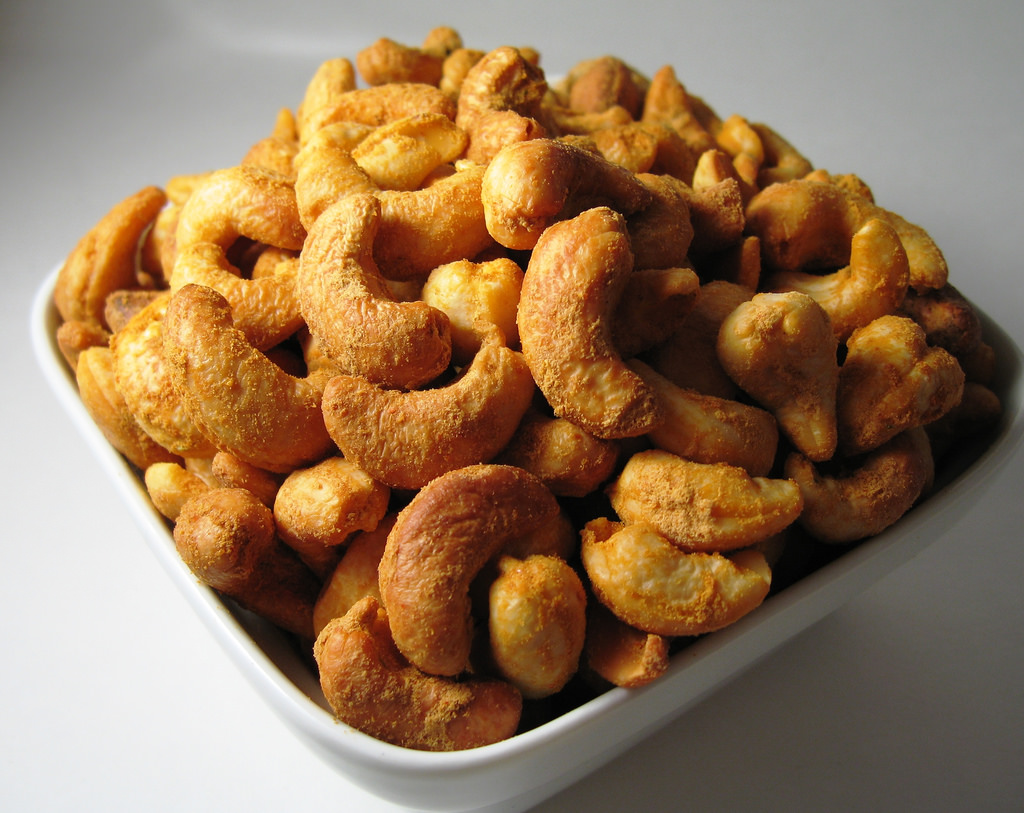 Cajun Spiced Roasted Cashews Recipe