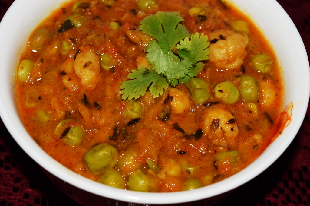 Khoya Matar Makhana Recipe