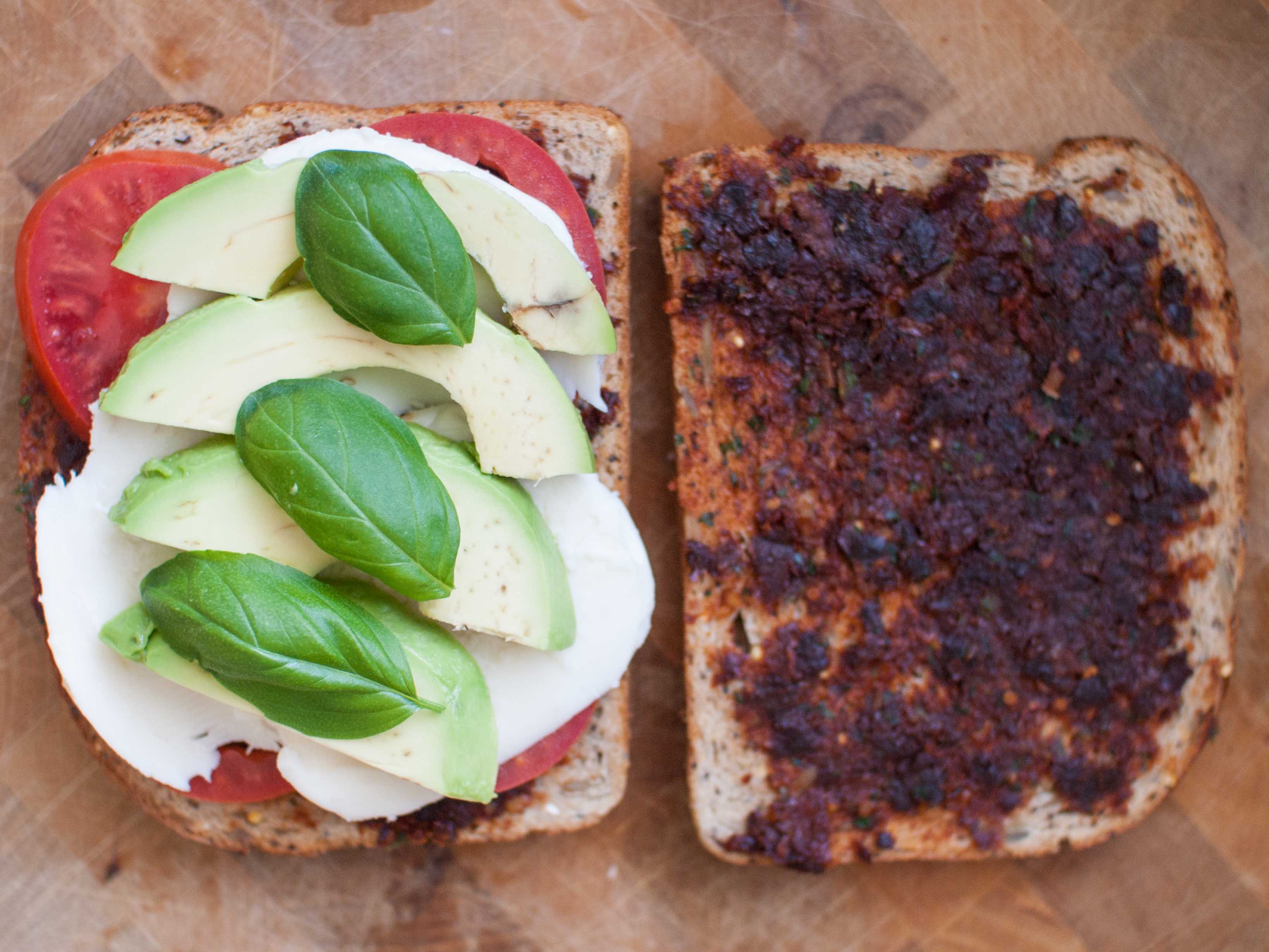 Sun-Dried Tomato And Avocado Grilled Sandwich Recipe