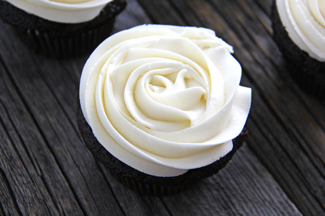 Vanilla Buttercream Frosting Recipe